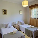 別荘 Casa Boucinhas Sao Sebastiao de Penha Longa