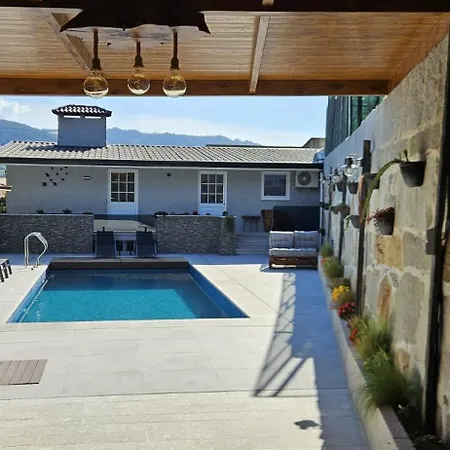 Casa Boucinhas * Sao Sebastiao de Penha Longa